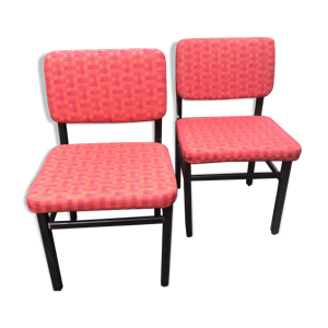 chaises rouges