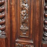 Renaissance style wardrobe in richly carved solid wood, 17th century
