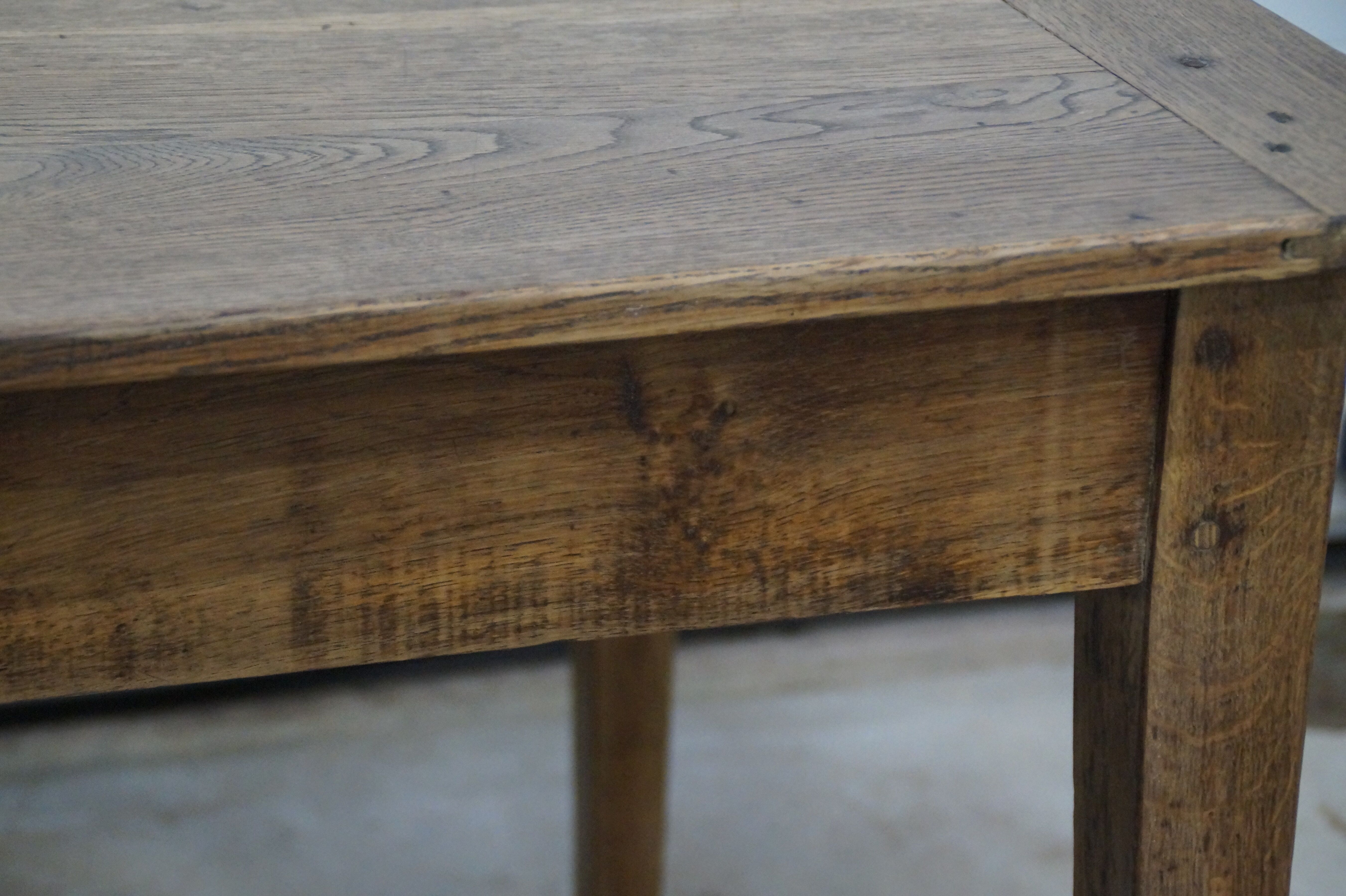 Ancienne table de ferme en chêne