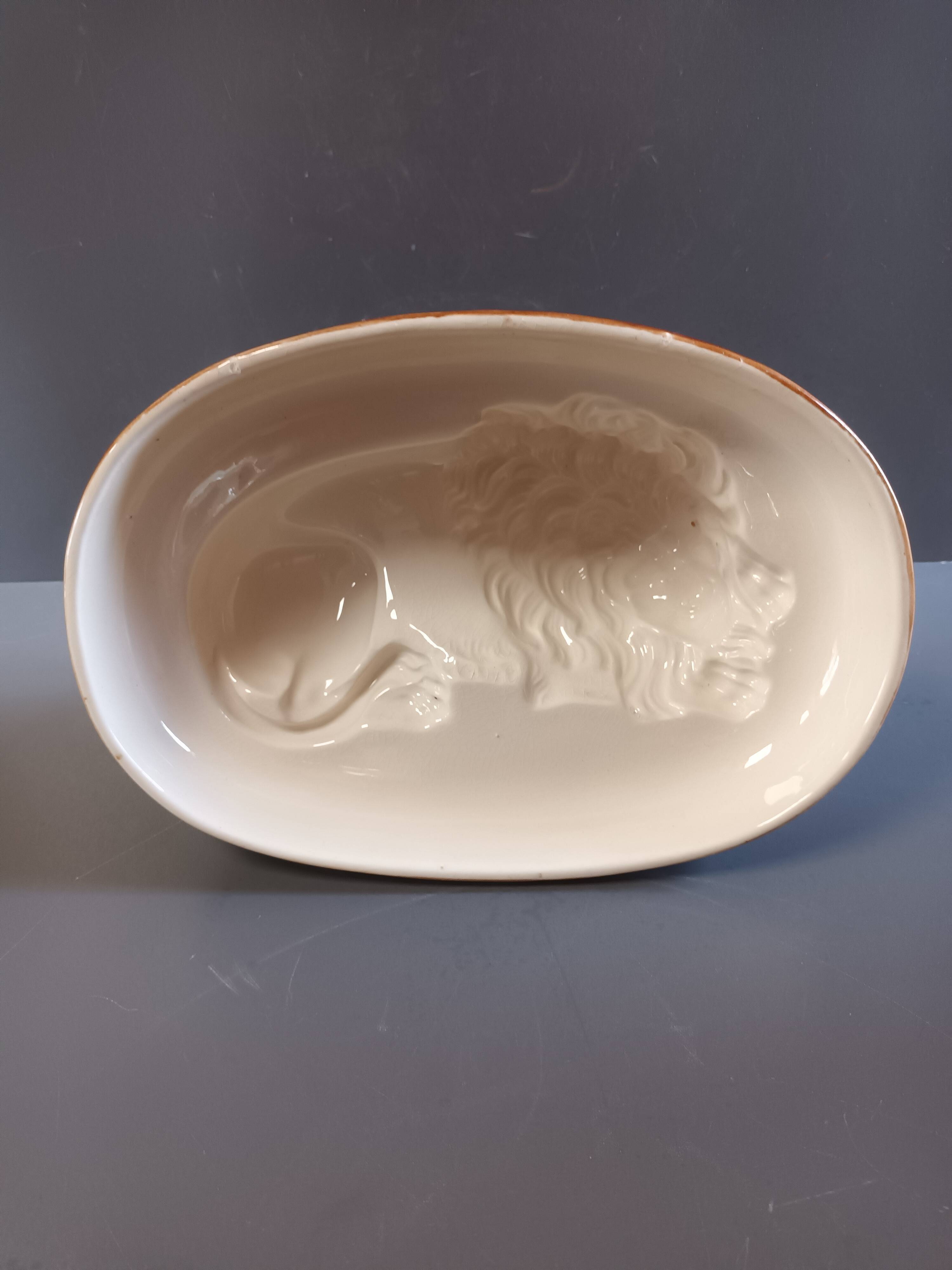 Lion earthenware terrine mold