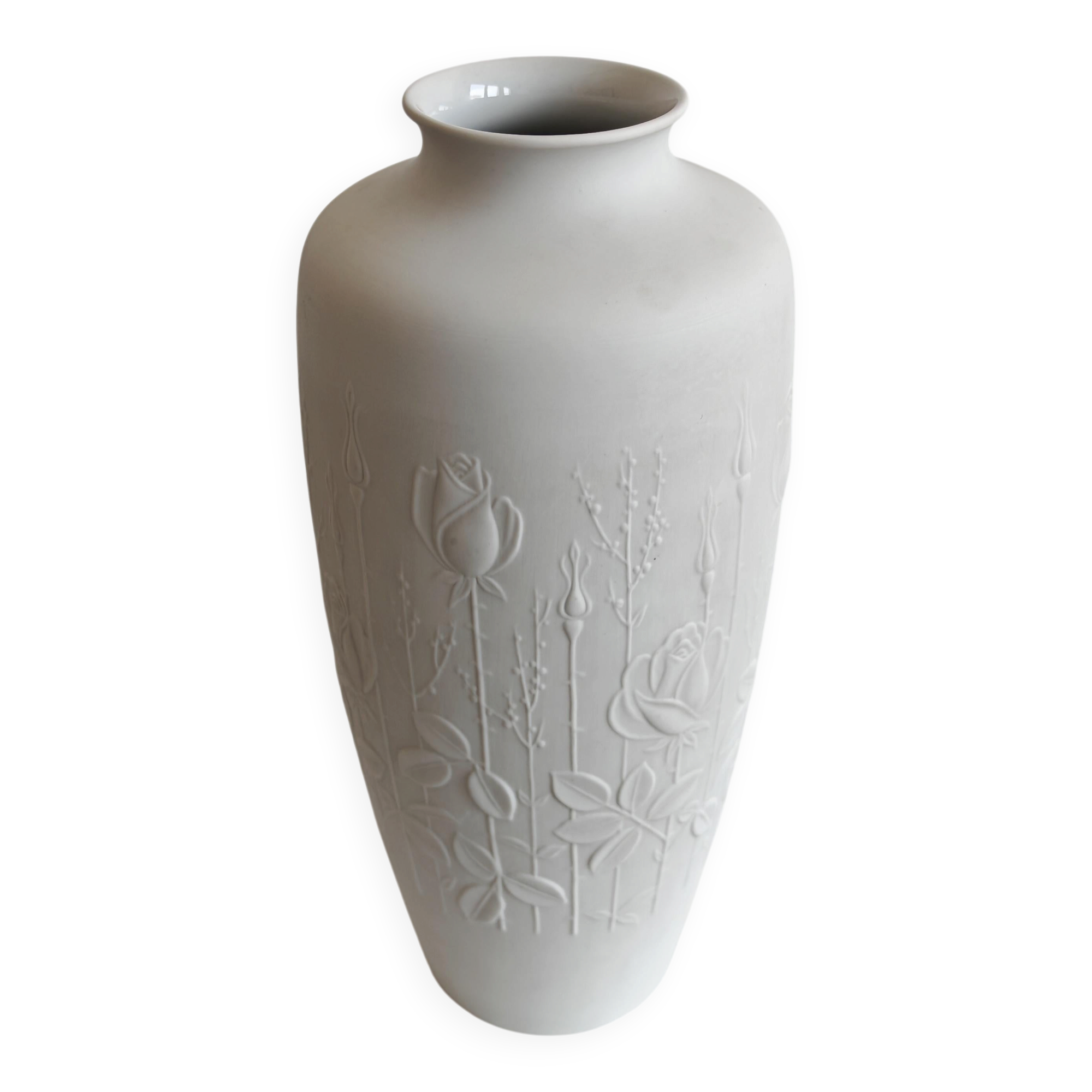 Vase "Rosengarten" en porcelaine biscuit par Alboth & Kaiser, milieu du siècle