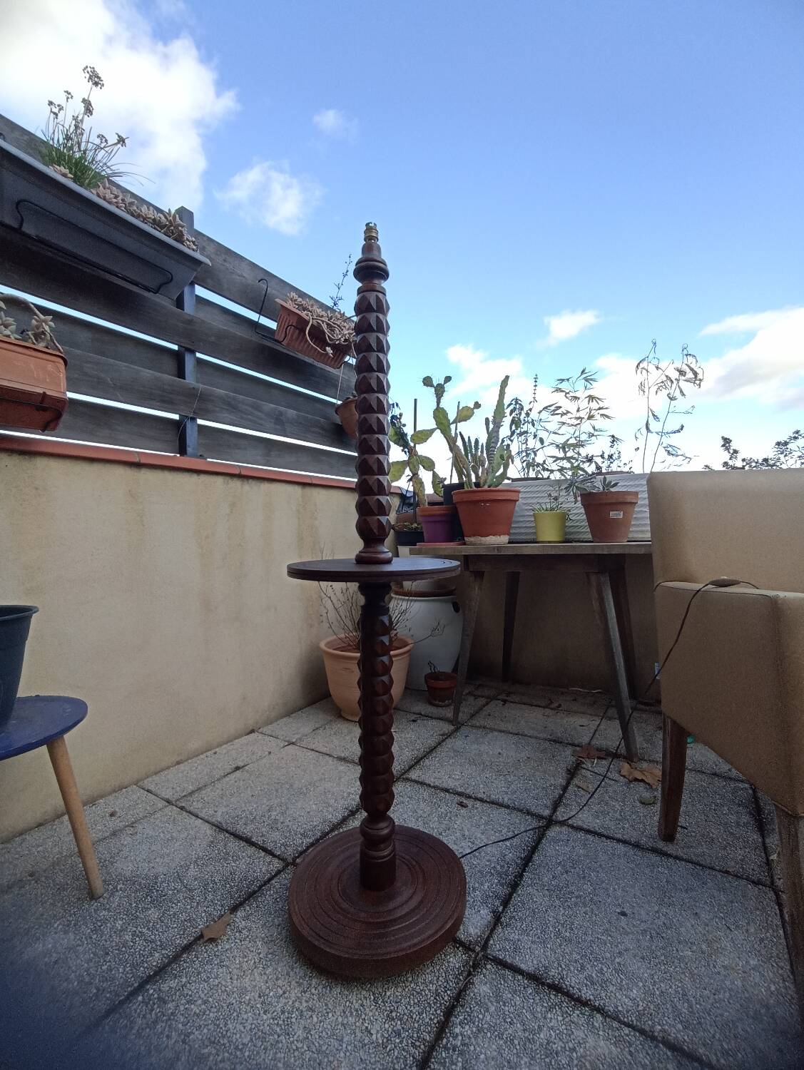 Large solid wood lamp