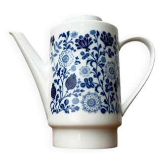 Teapot or coffee pot in German ceramic from the mid-century, Hamburg Form 20 series decor Blumenspiel by Lieselotte Kantner for Melitta, 1960s.