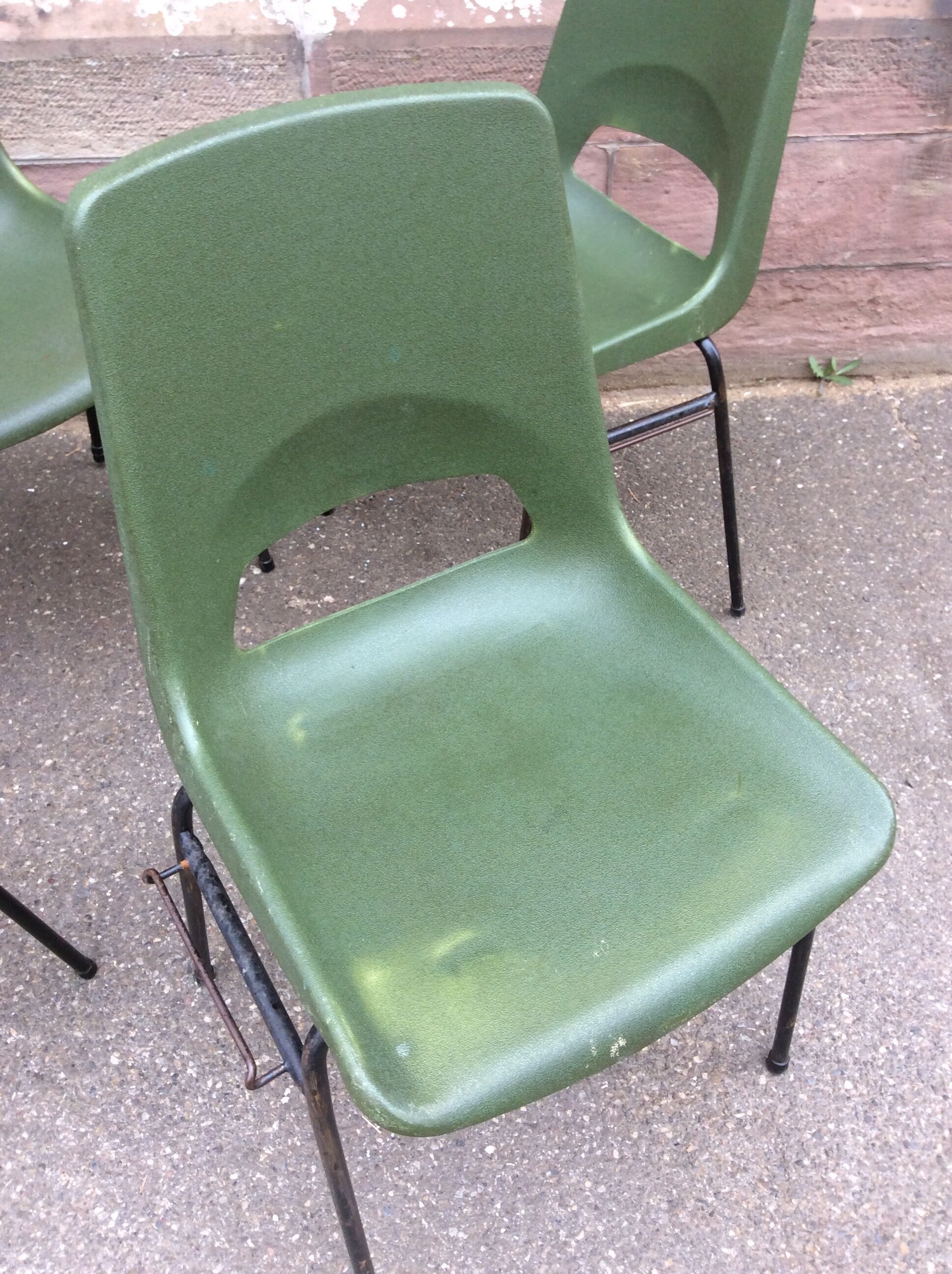 Vintage metal & plastic design chairs 1960 grosfillex