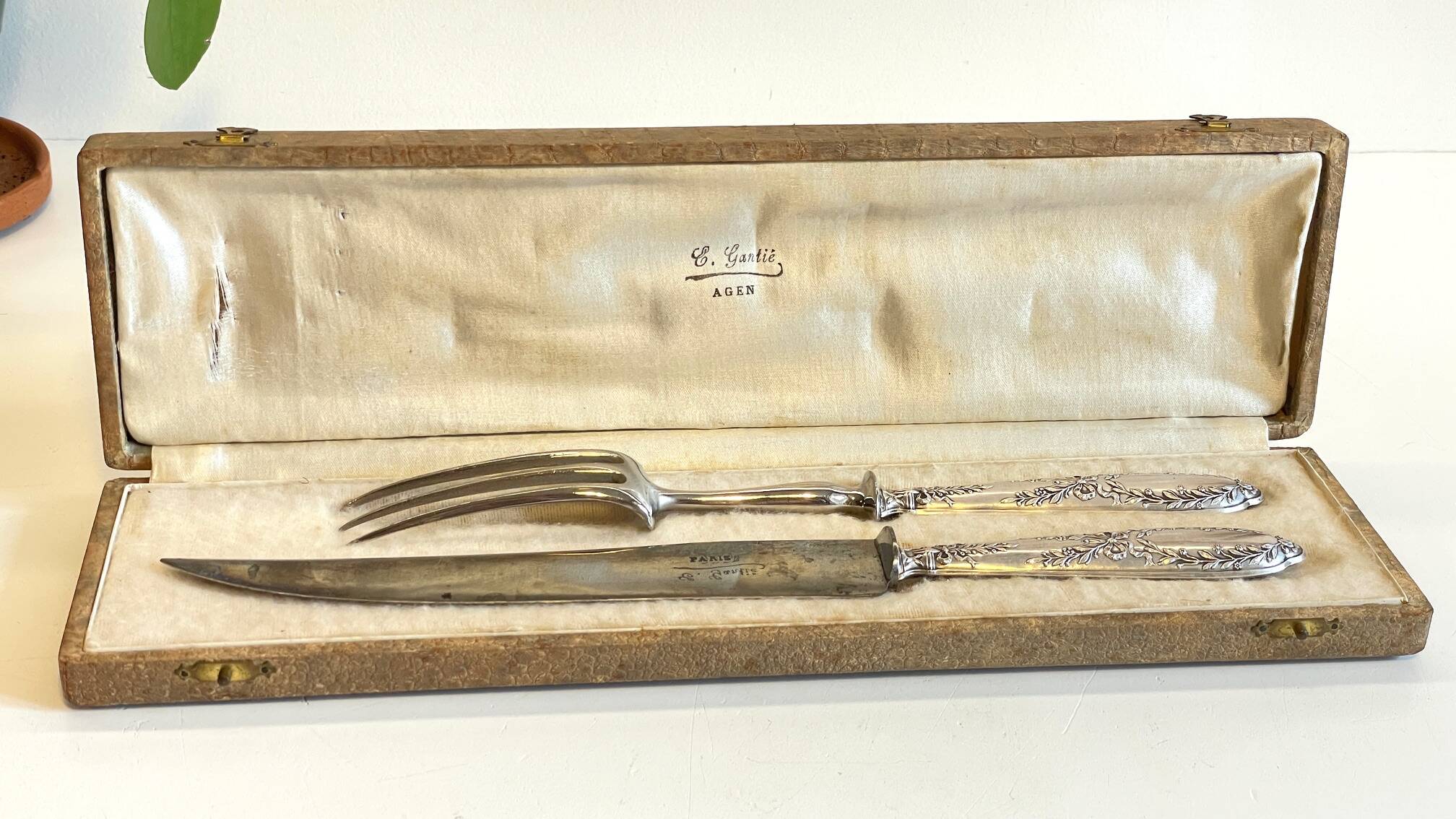 Silver-plated cutlery set with Minerva helmet, Paris