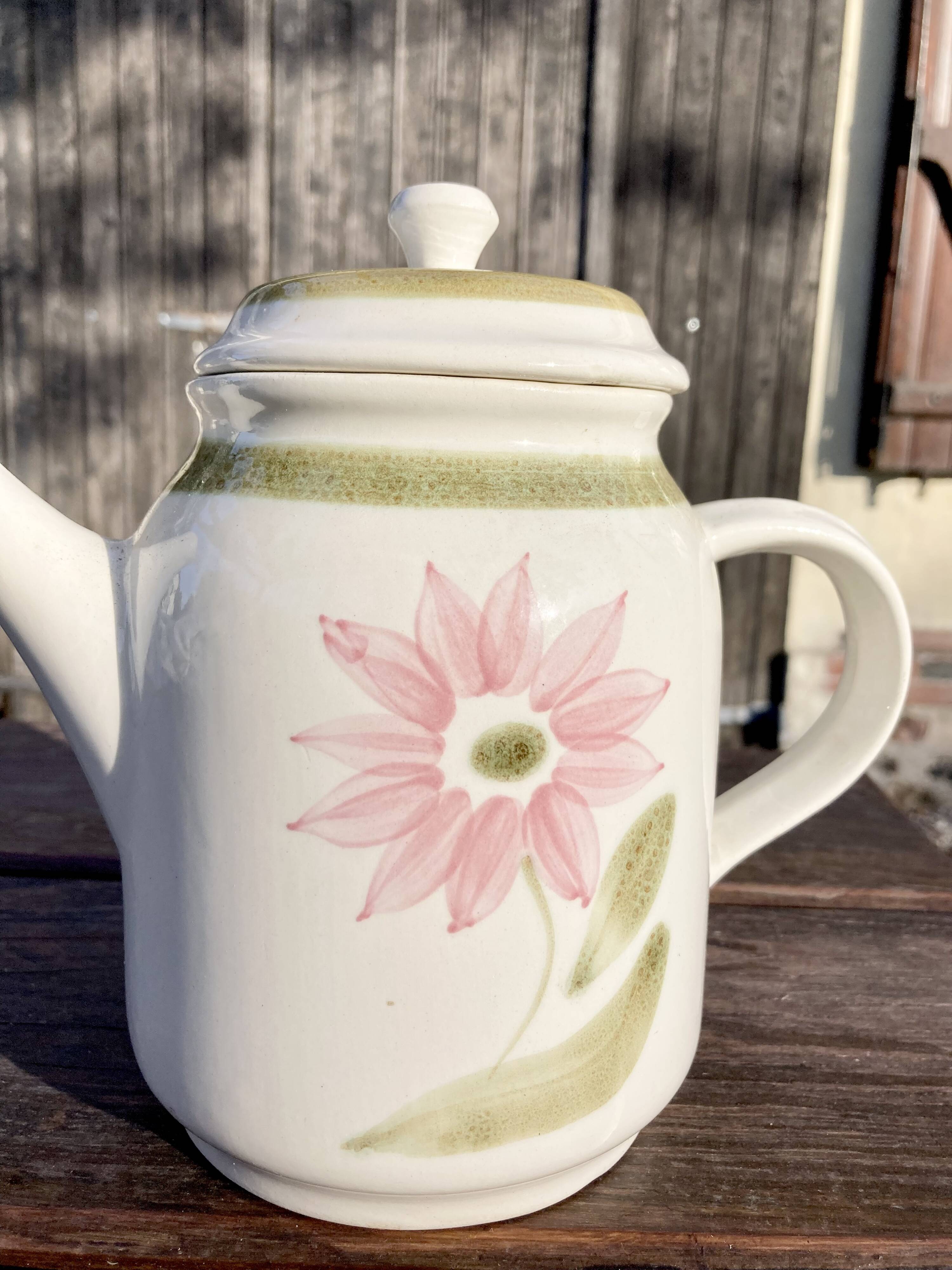 Sarreguemines teapot from the 70s