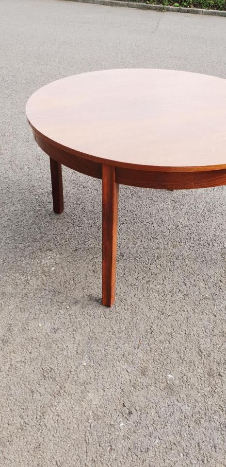 Scandinavian roundtable