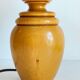 Lampe bois massif et tissu vintage