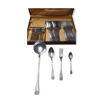 Set de couvert en metal argenté