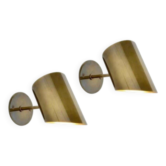 Set of Two Italian Brass Wall Sconces: A Contemporary Luminary Accent