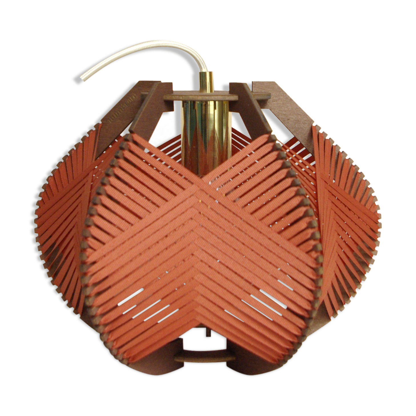 Hanging woven brick lamp