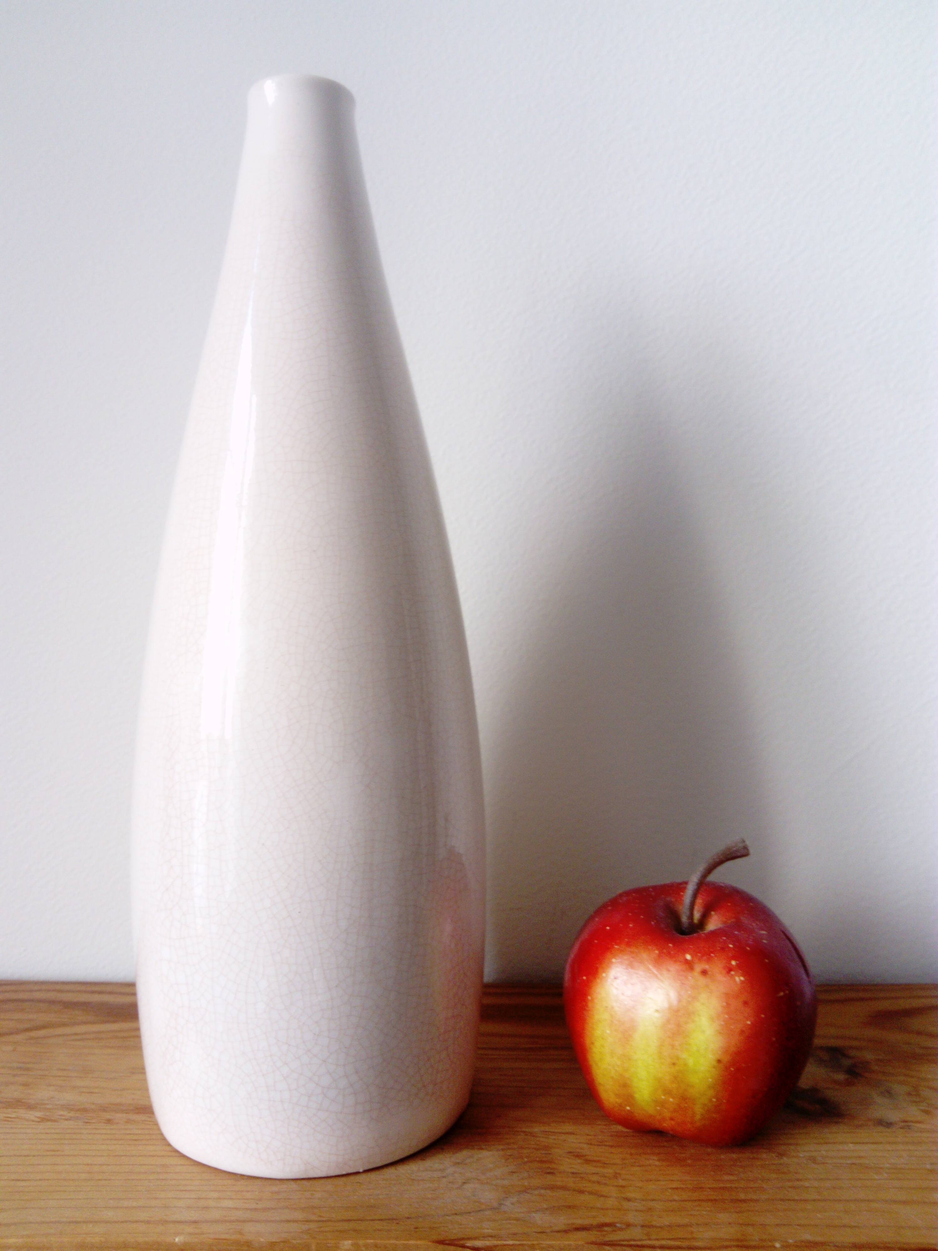 off-white/cream crackled glaze ceramic vase