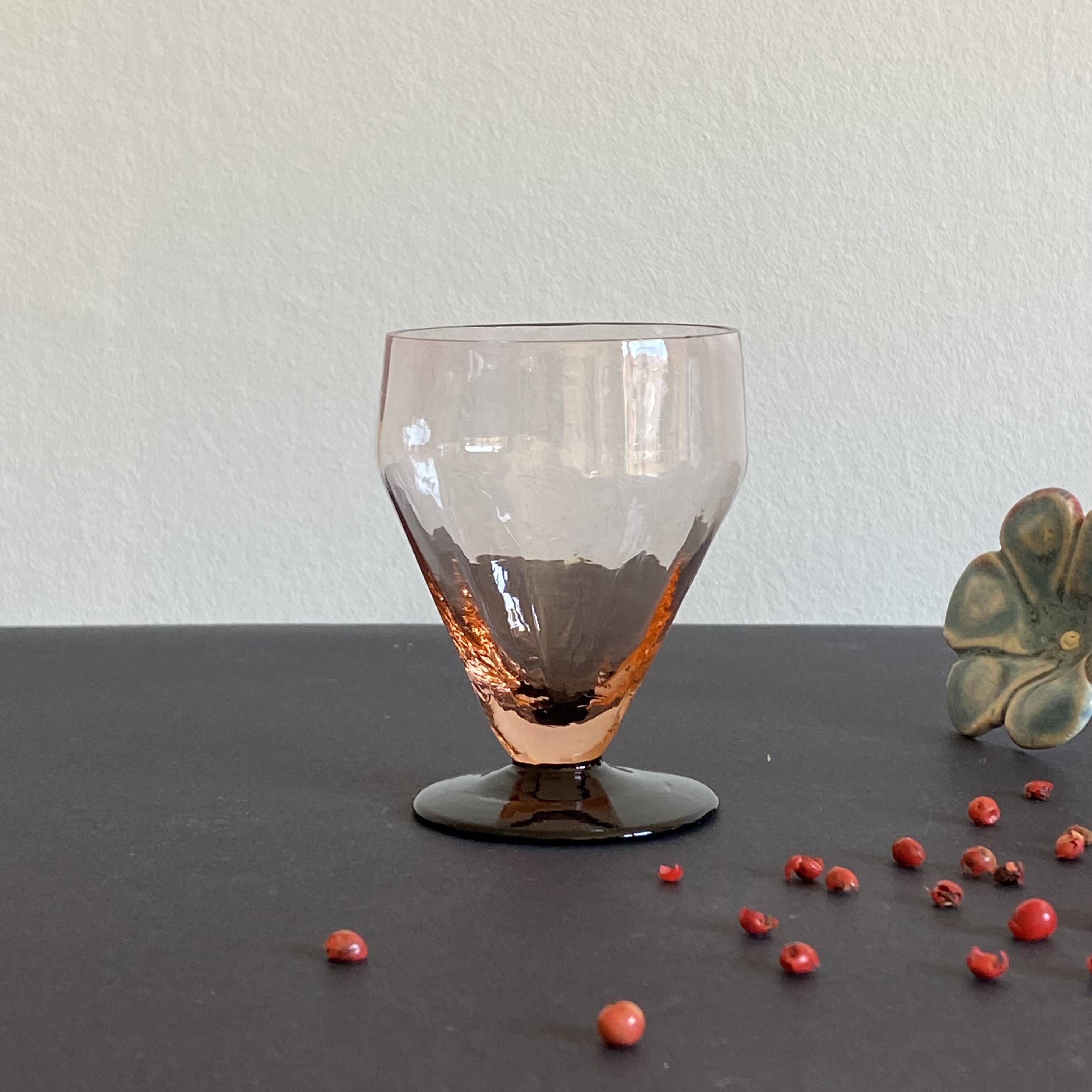 6 verres à vin ou à eau art déco rose et pied noir