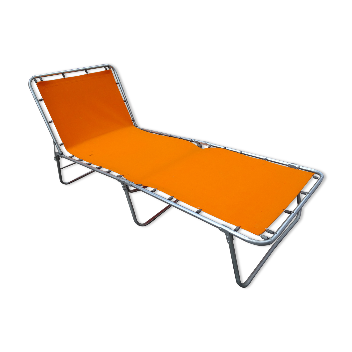 Vintage folding lounge chair