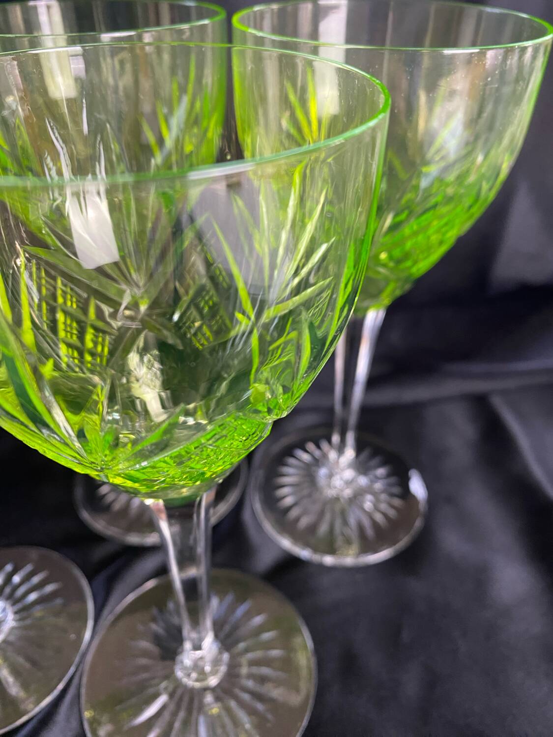 Set of 4 cut crystal white wine glasses