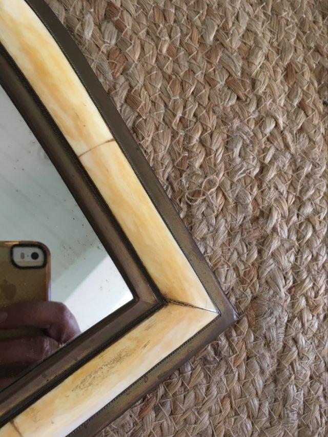 Brass mirror with original shape - 28x39cm