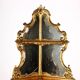 Meuble d’angle ancien style baroque en acajou XX Century