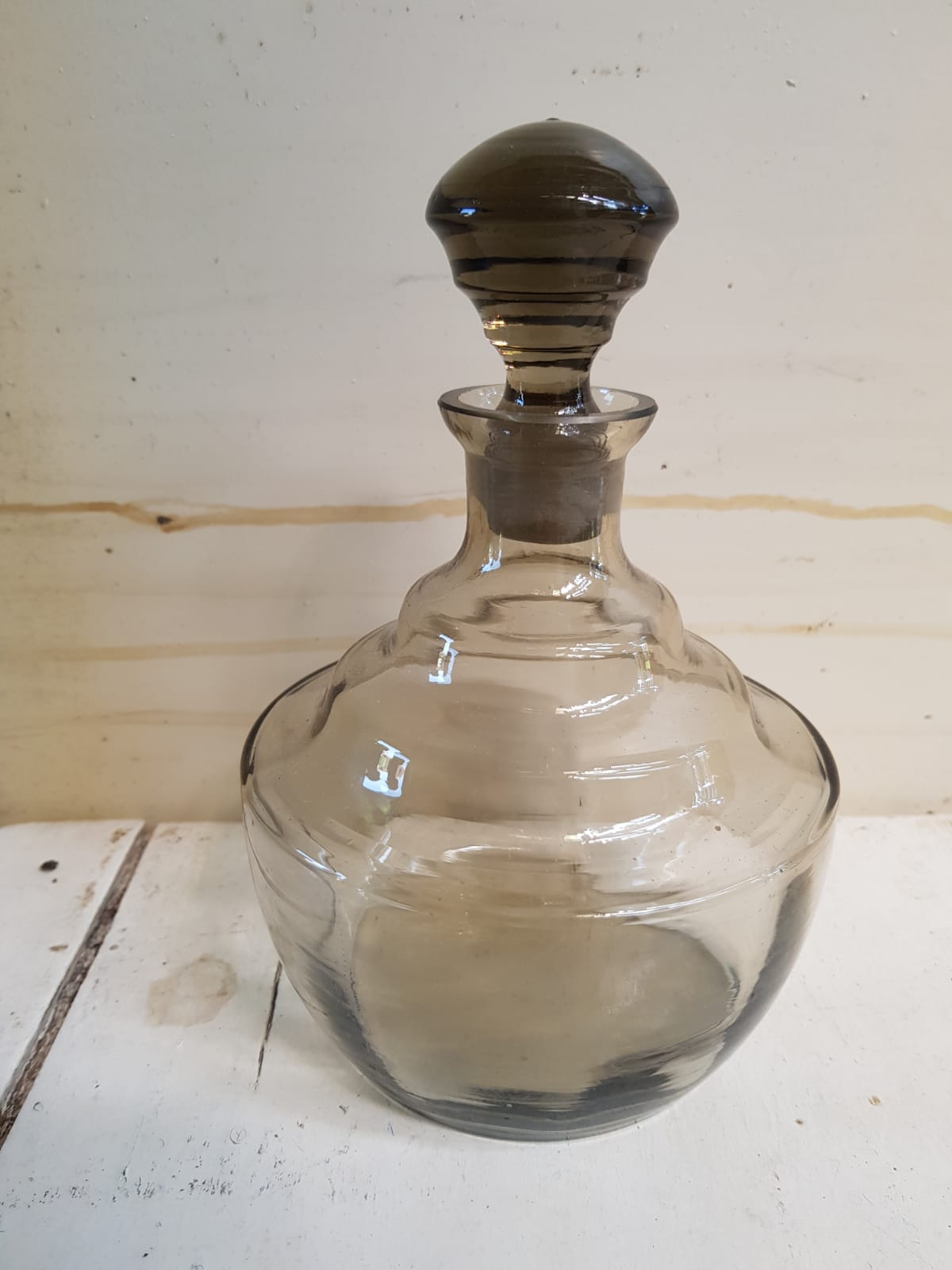 Old deco carafe art service & 12 smoked glass glasses vintage table art