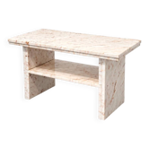 Table basse vintage en marbre blanc veiné rose avec étagère