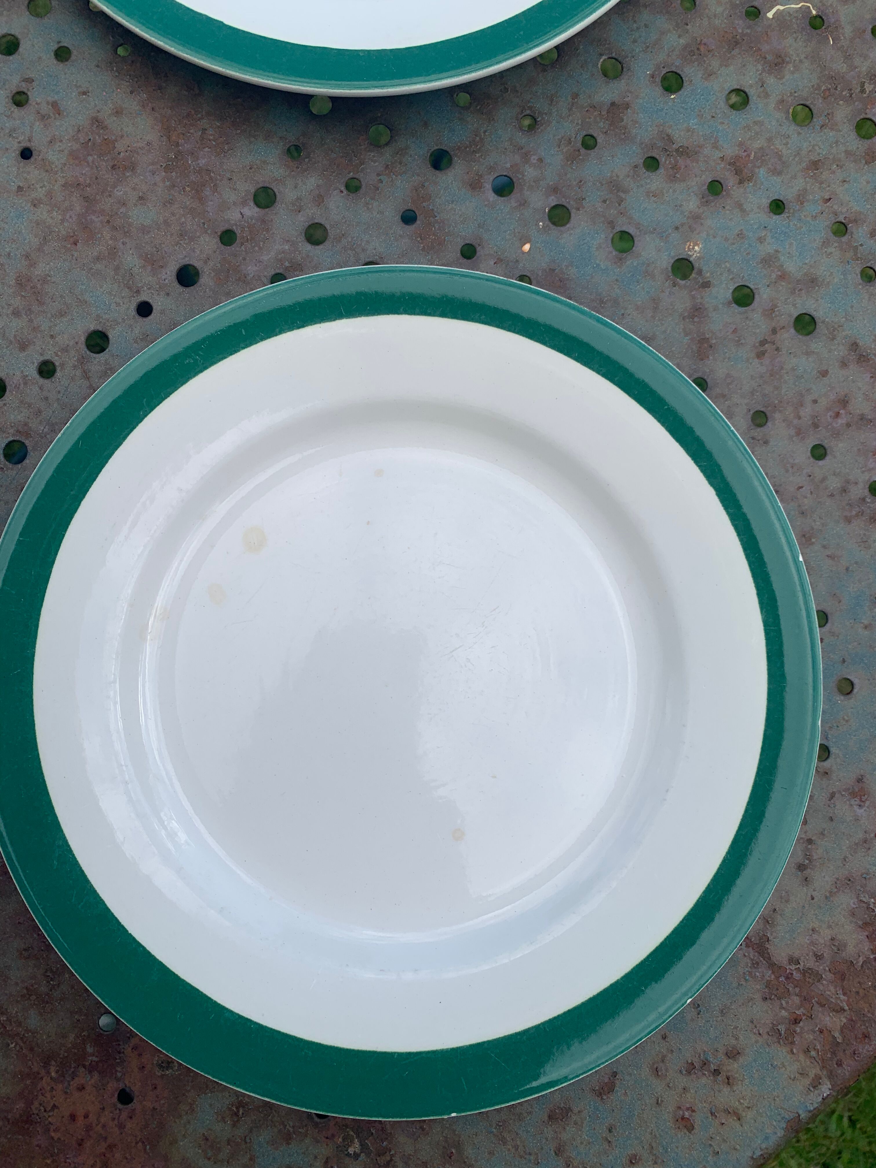 6 flat plates in white earthenware and green edging Digoin Sarreguemines vintage