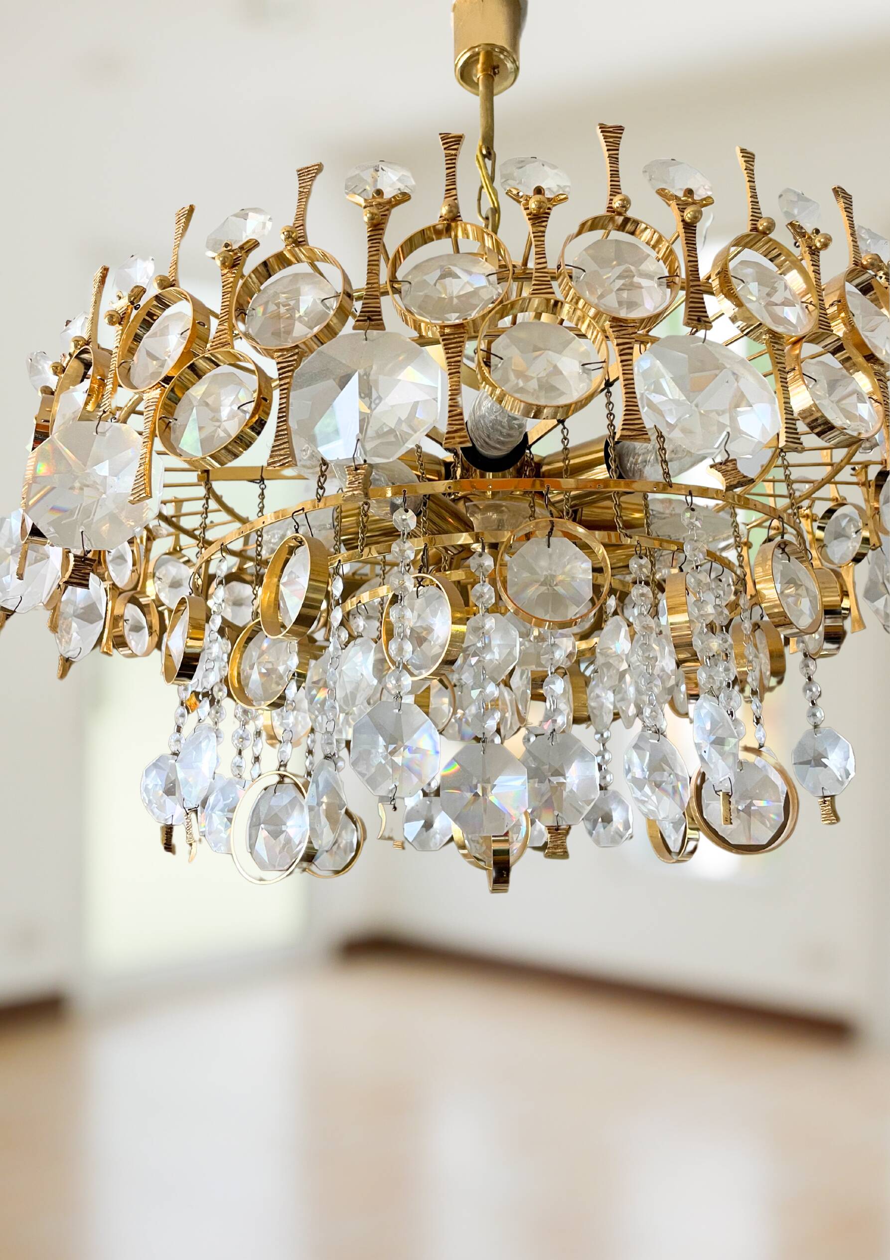 Large chandelier in gilded brass and crystal glass, attributed to Palwa, Germany