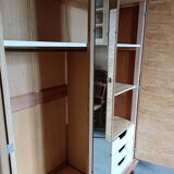Armoire pieds compas rénovée