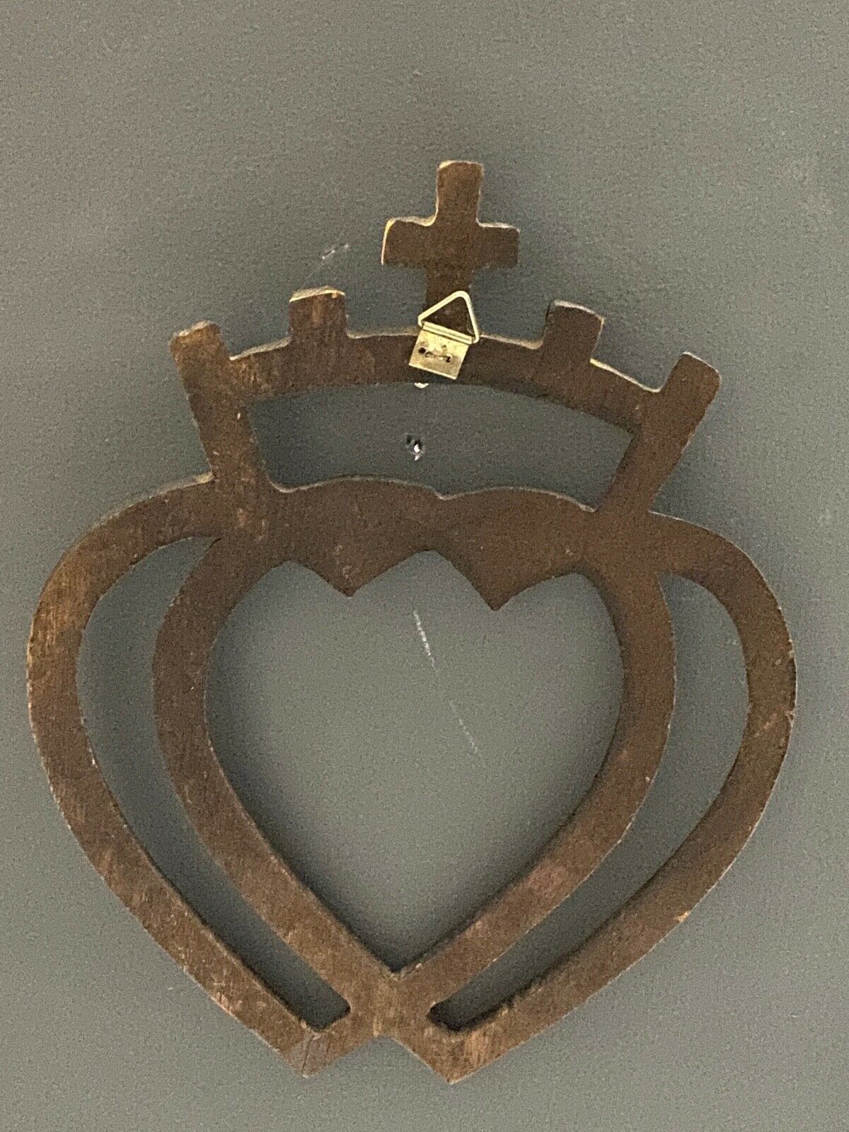 Heart vendeen wood carved xxeme folk art