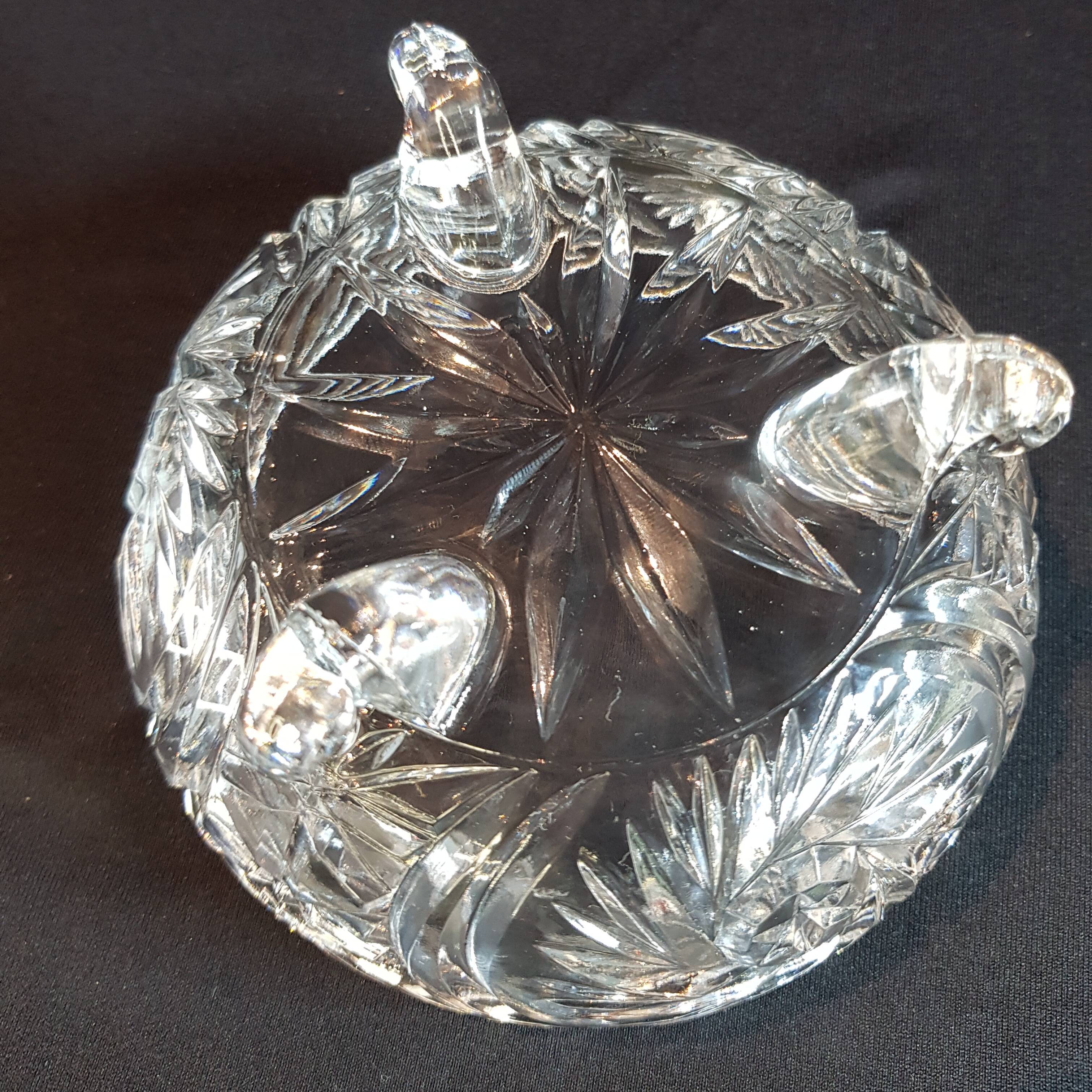 Crystal tripod sweetener