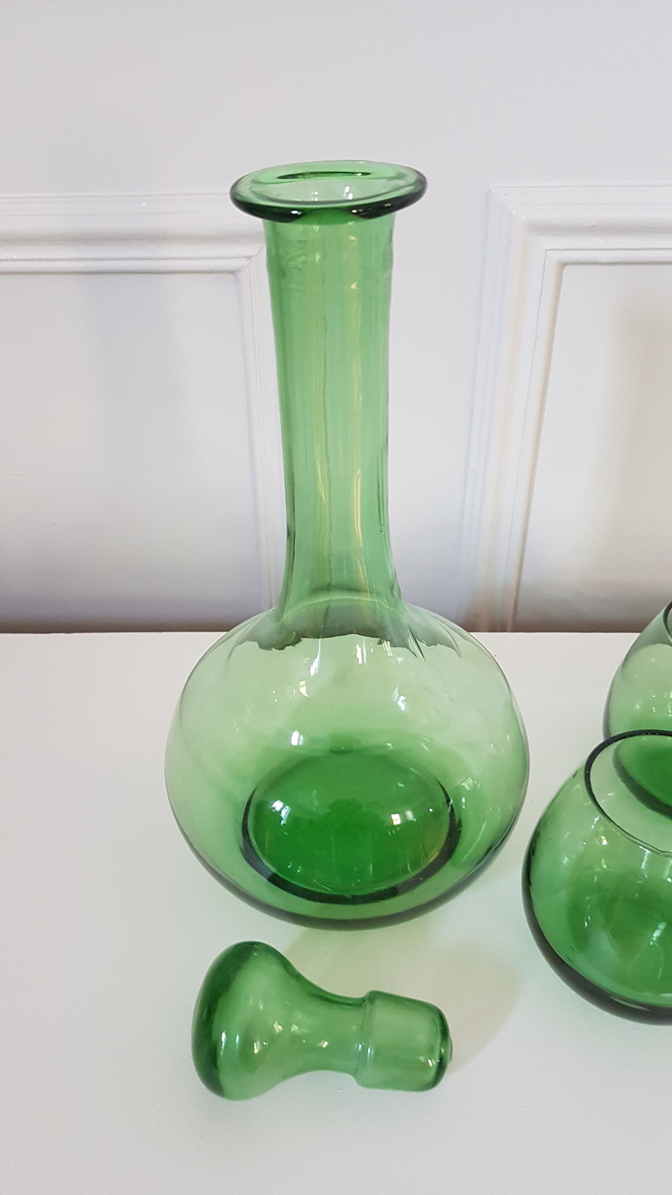 Carafe and its three glasses