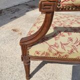 Fauteuil Louis XVI en noyer du XIXème siecle