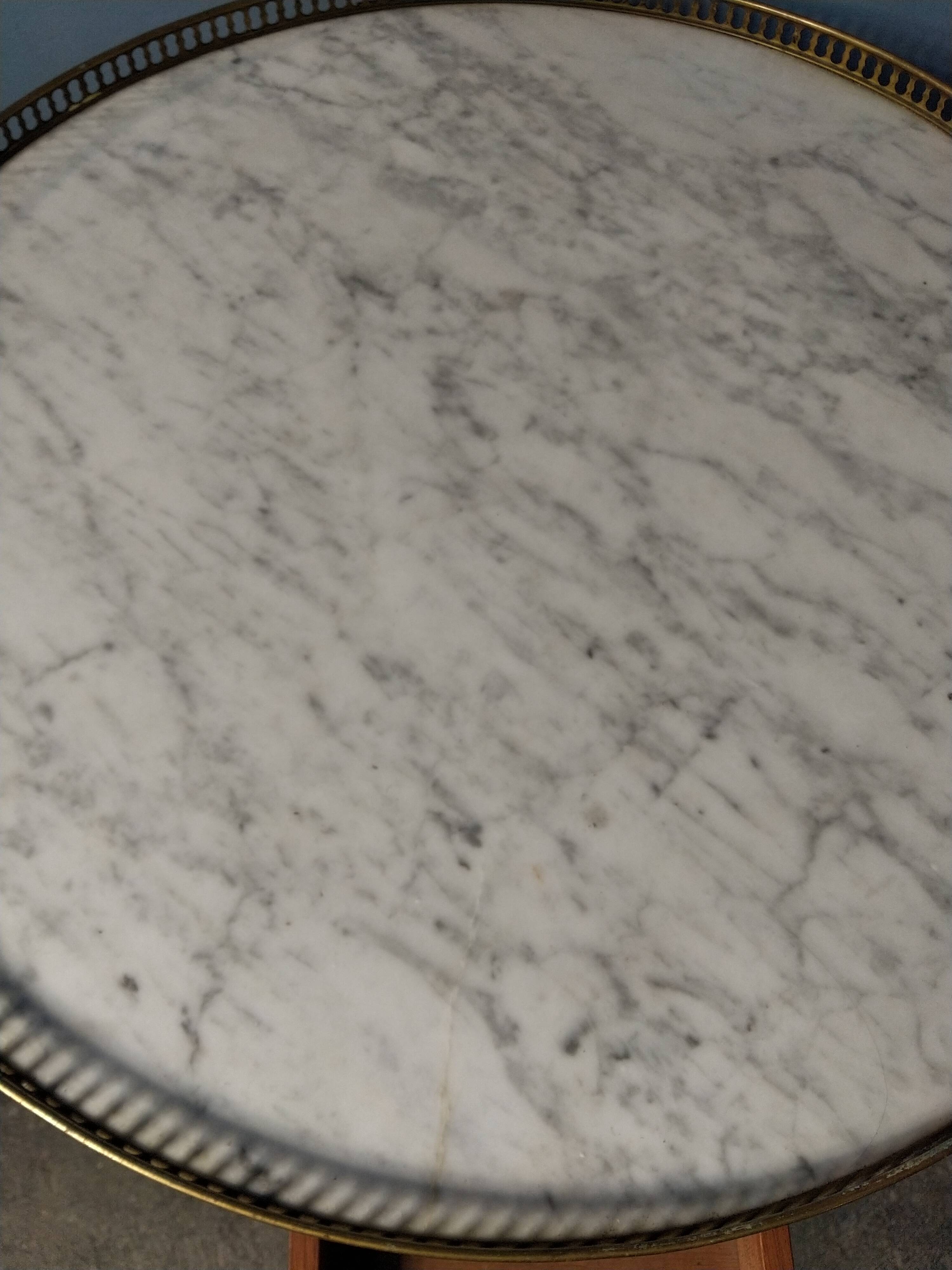 Hot water bottle table