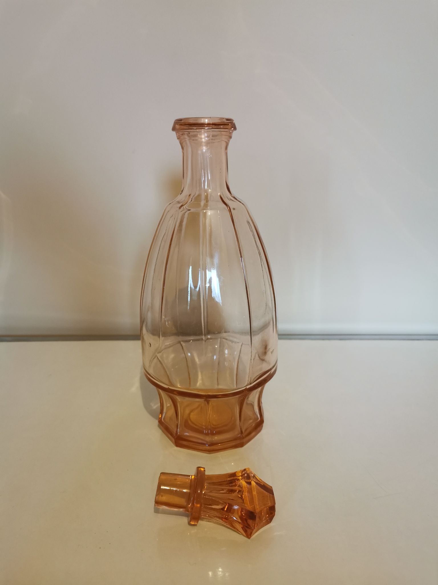 Art Deco glass carafe in amber colour.