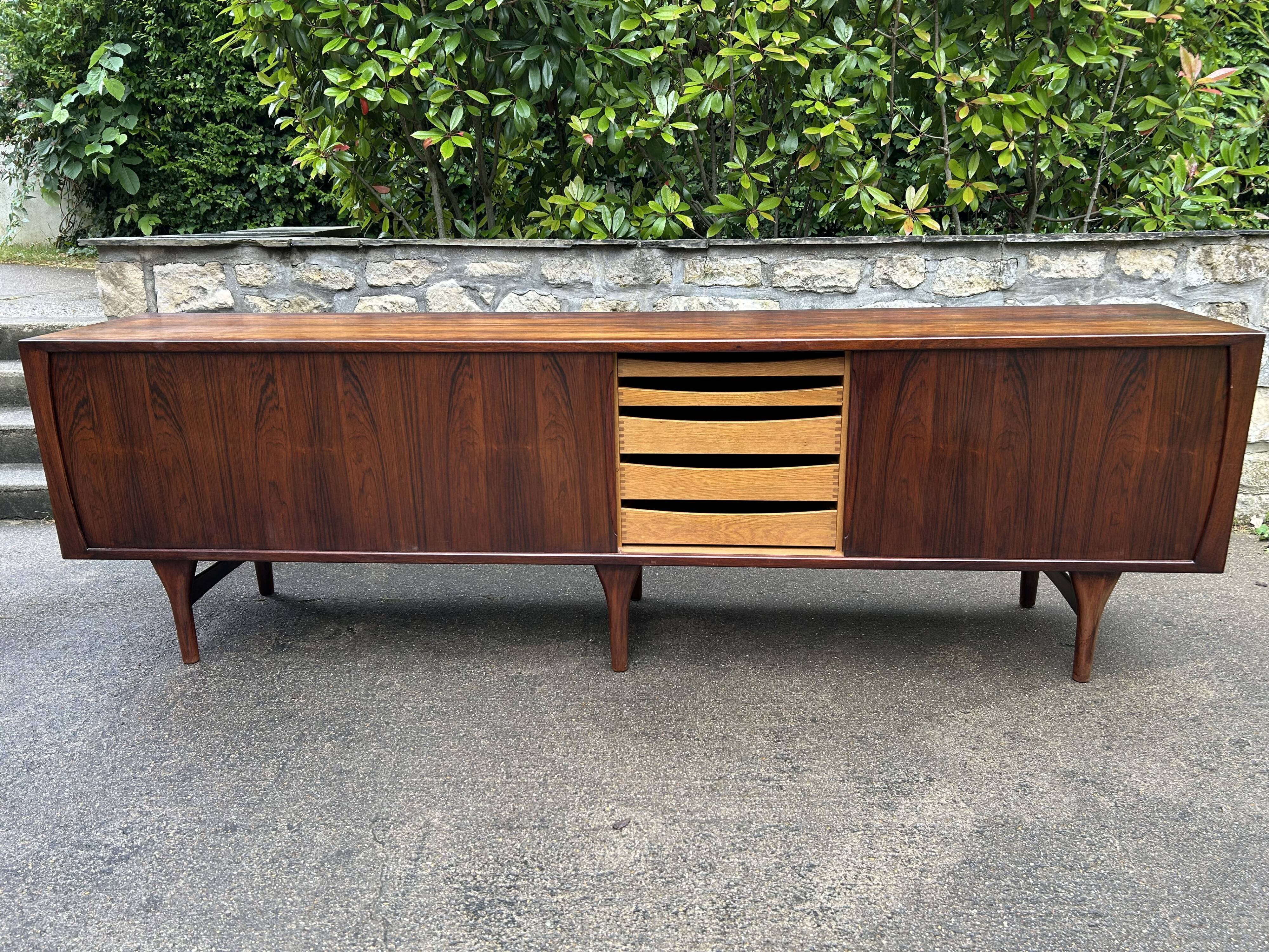 Danish sideboard in Rio rosewood, H. Kjaernulf, sliding doors