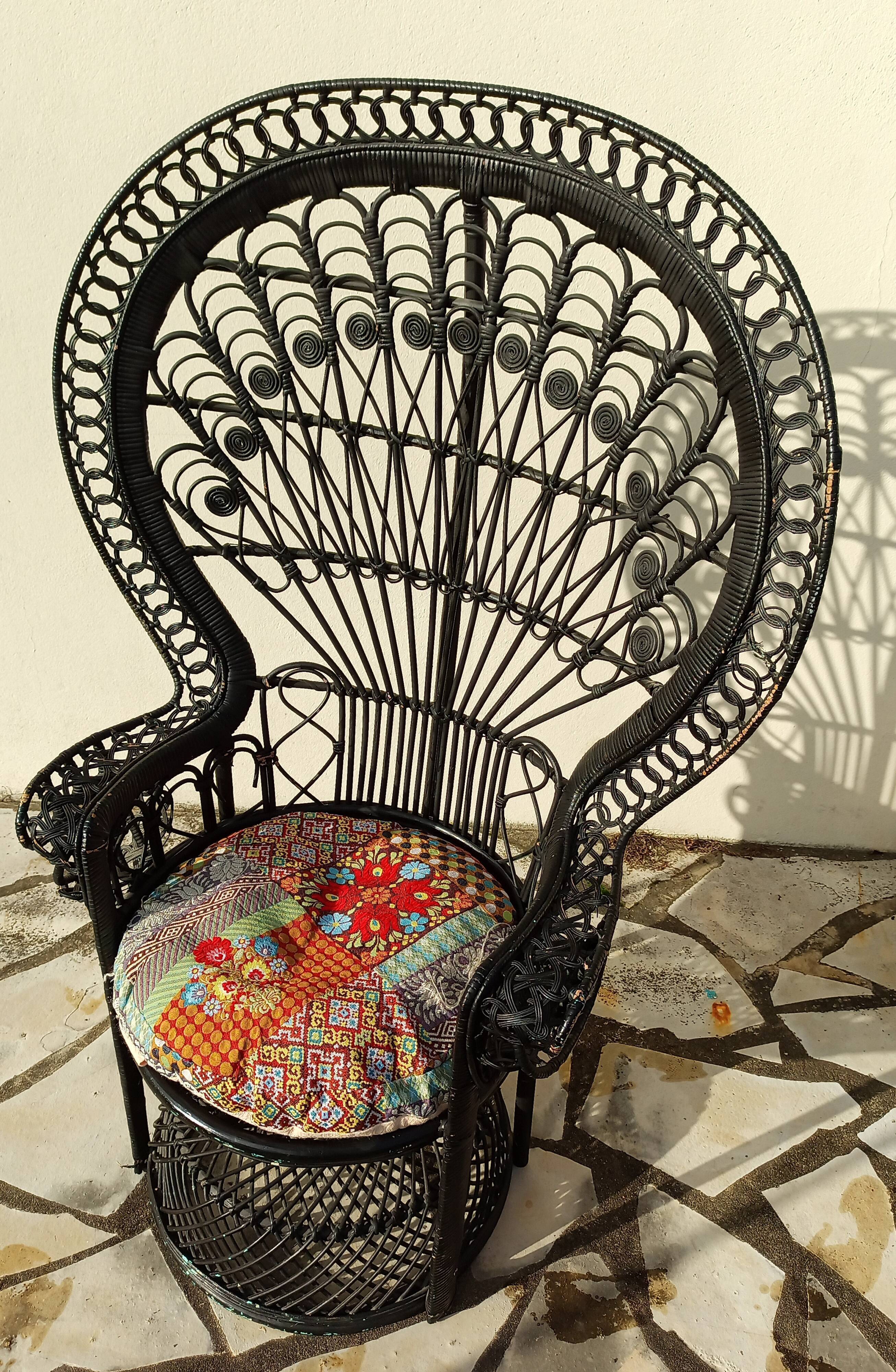 Fauteuil Emmanuelle peacock rotin