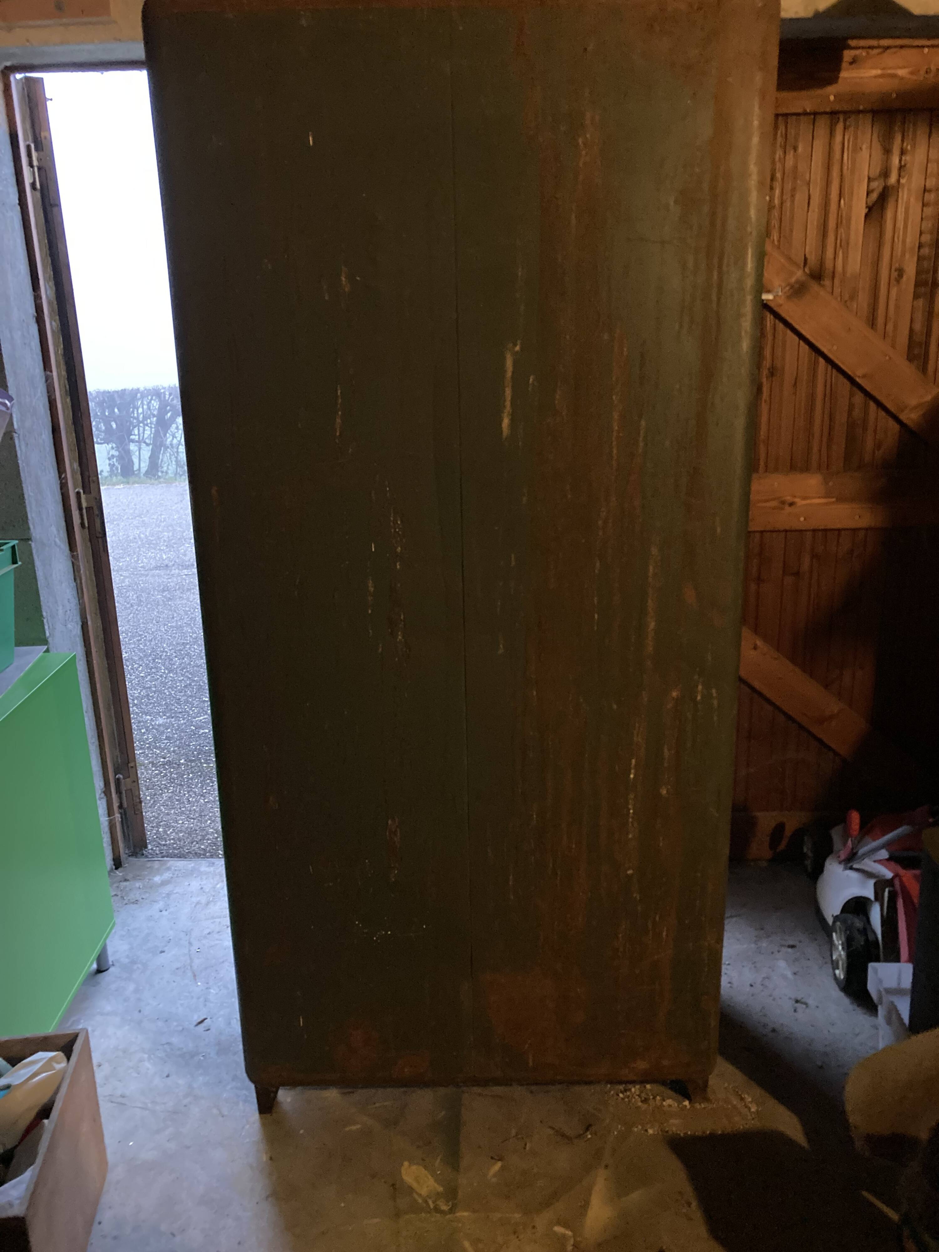 industrial cloakroom
