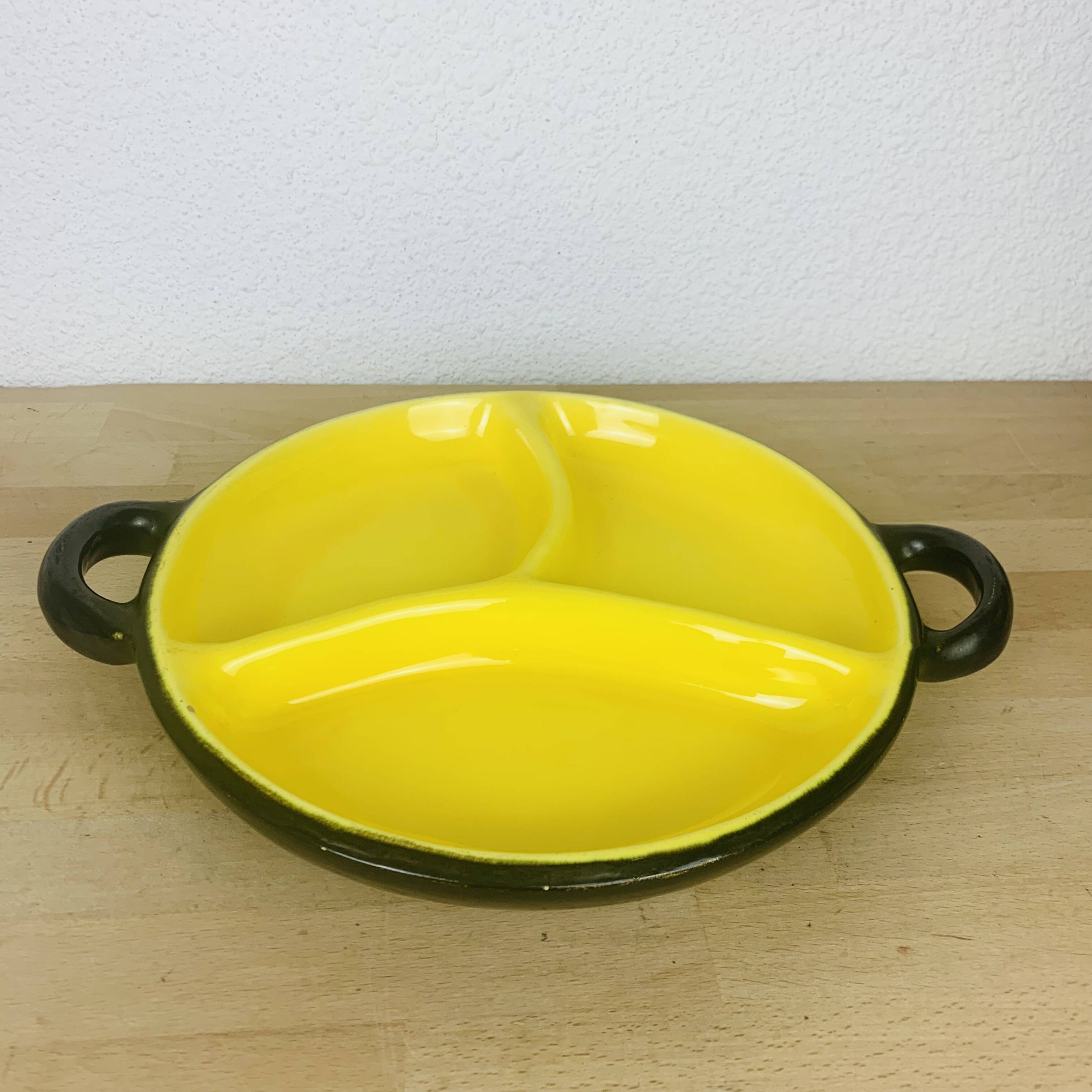 Round ceramic dish from the 50s, black and yellow