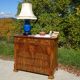 Commode en noyer et ronce de noyer style Louis Philippe