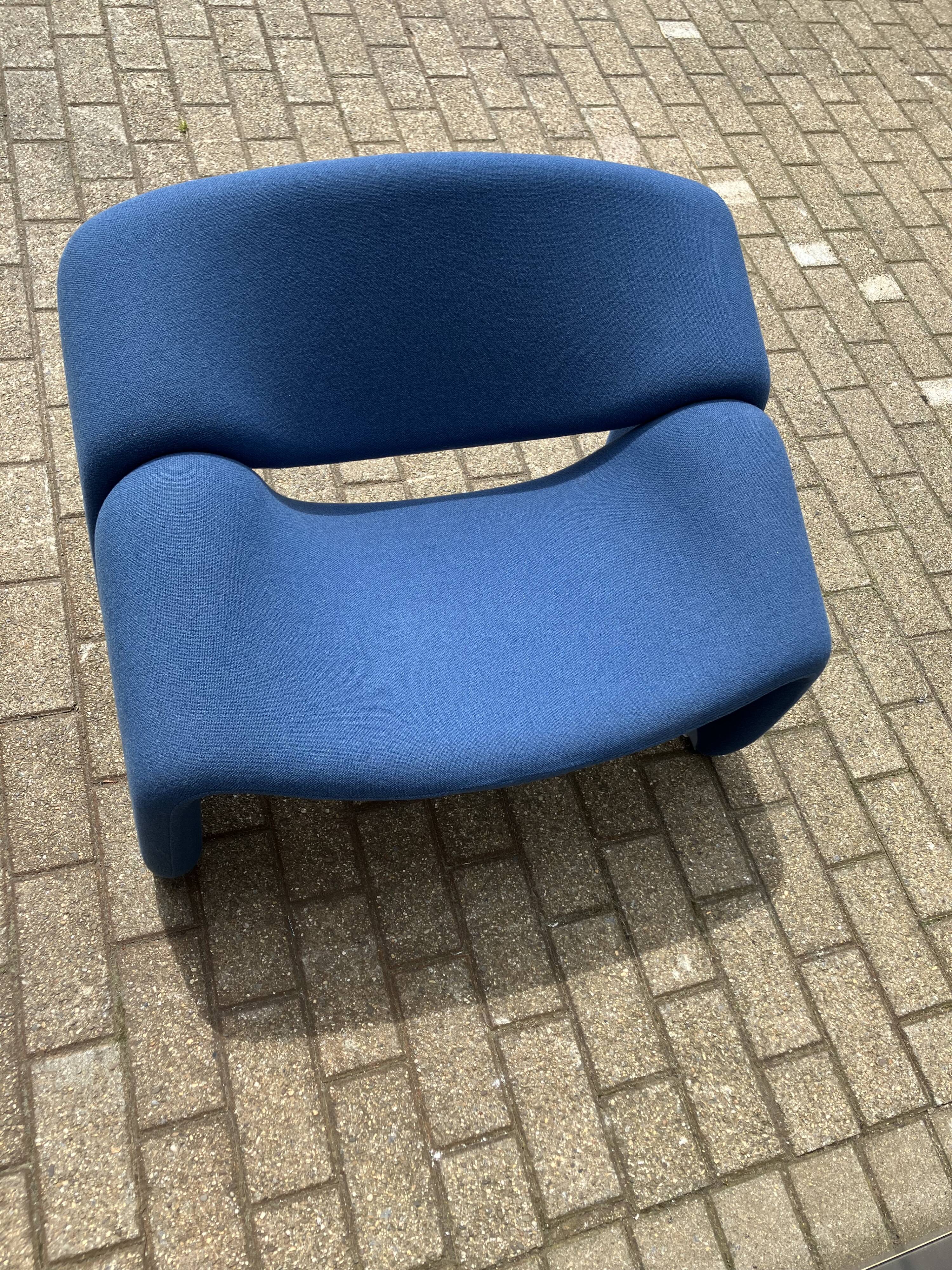 2x Artifort Groovy F598 (M-chair) blue, perfect state! Pierre Paulin
