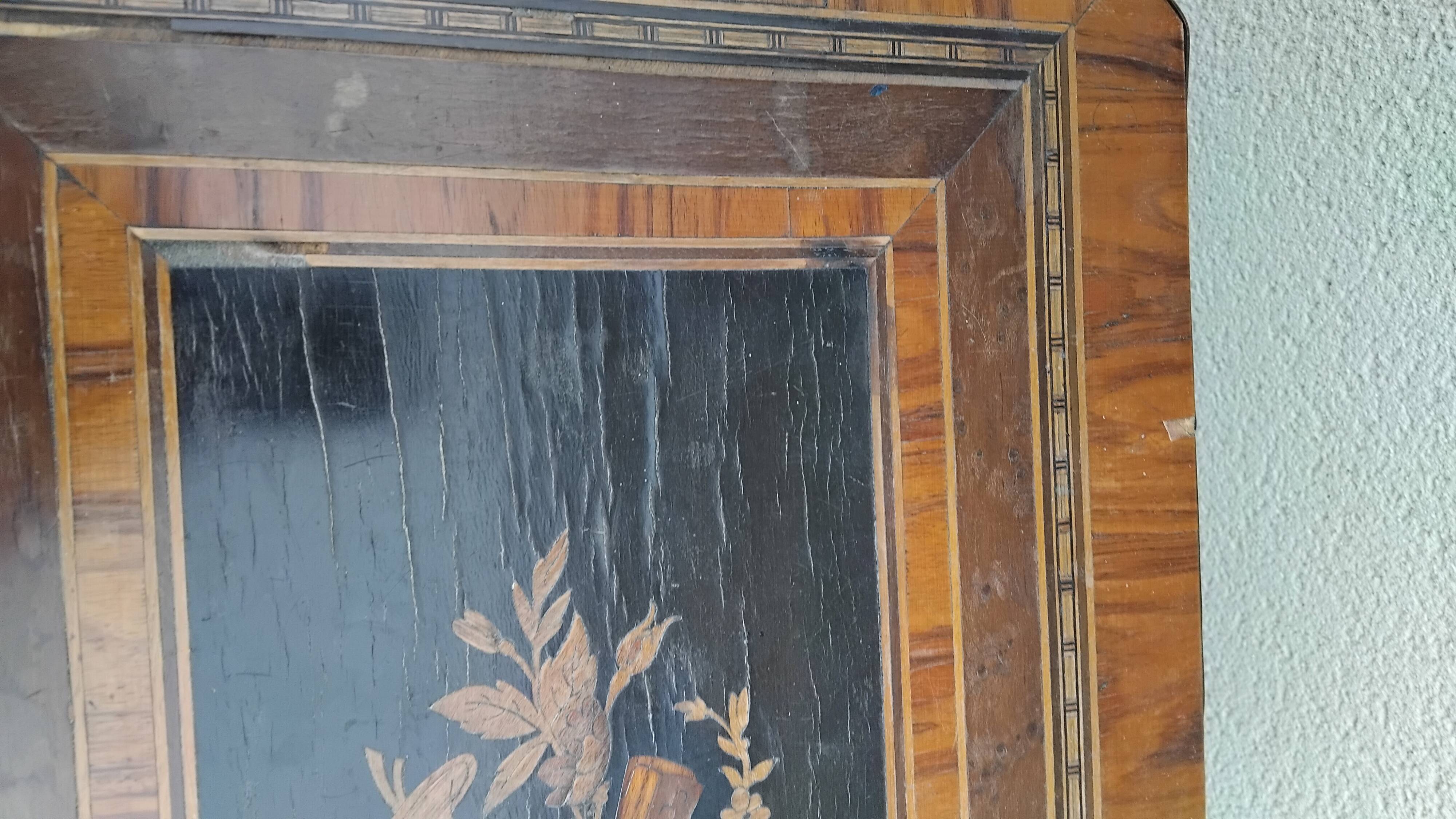 Travailleuse, coiffeuse en bois noirci et marqueterie, époque Napoléon III