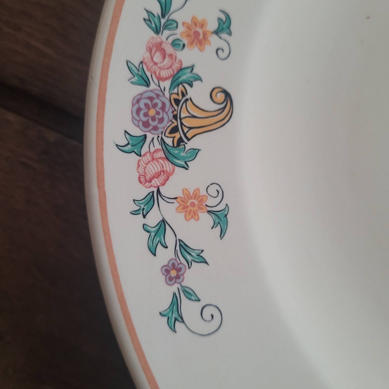 Saint-Clément round dish – floral horns of plenty decoration – 1960s