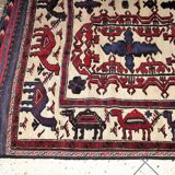 Ancien tapis d'orient. 280 x 178 cm.