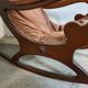 Rocking-chair ancien en bois massif