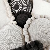 Round cushion 100% pure wool black patterns