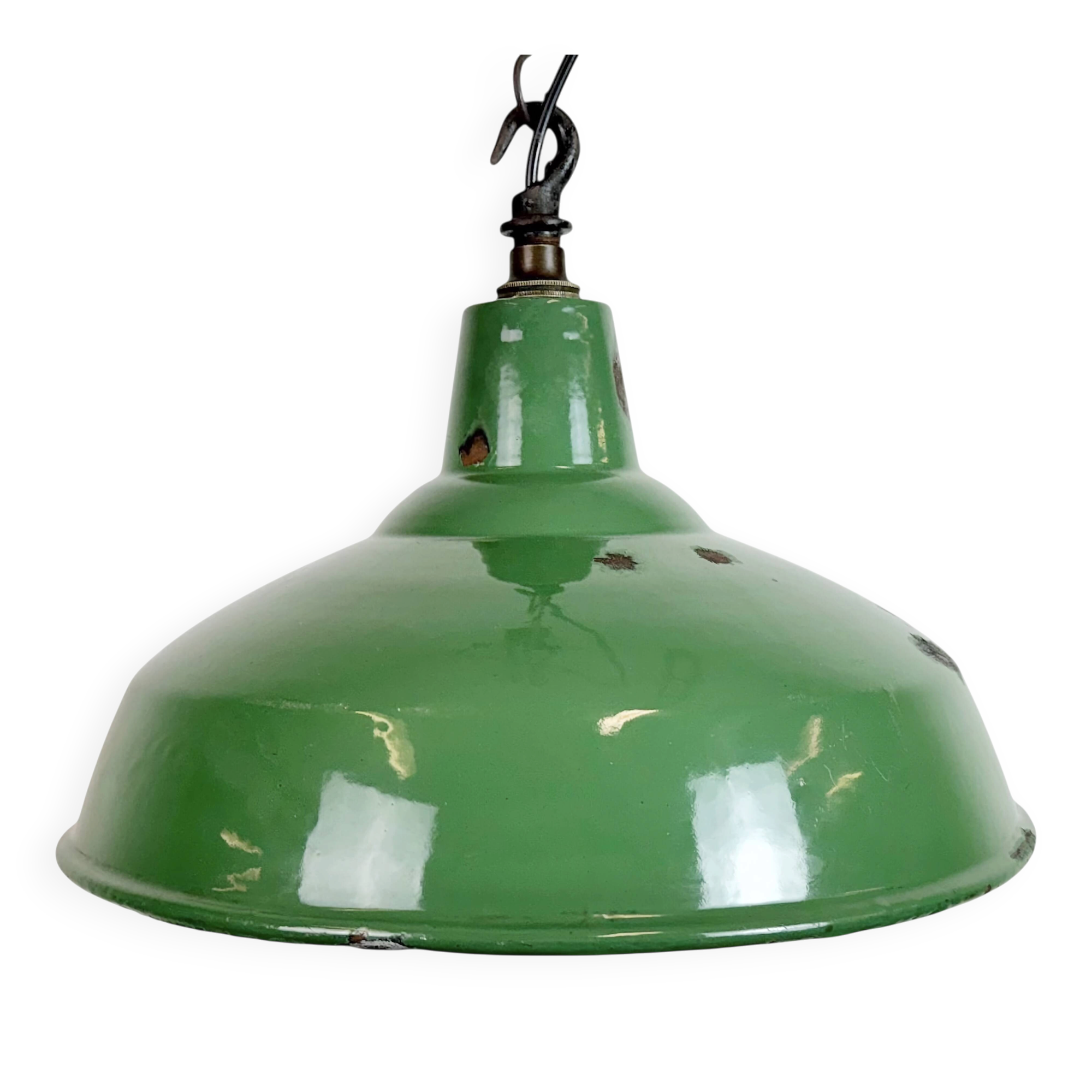 Lampe suspendue en émail vert britannique industriel, années 1960