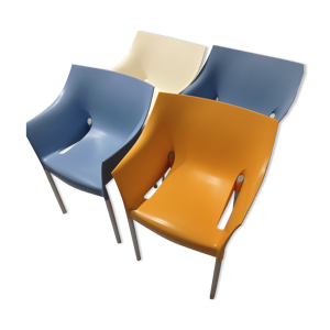 4 chaises Dr. NO par Philippe Starck