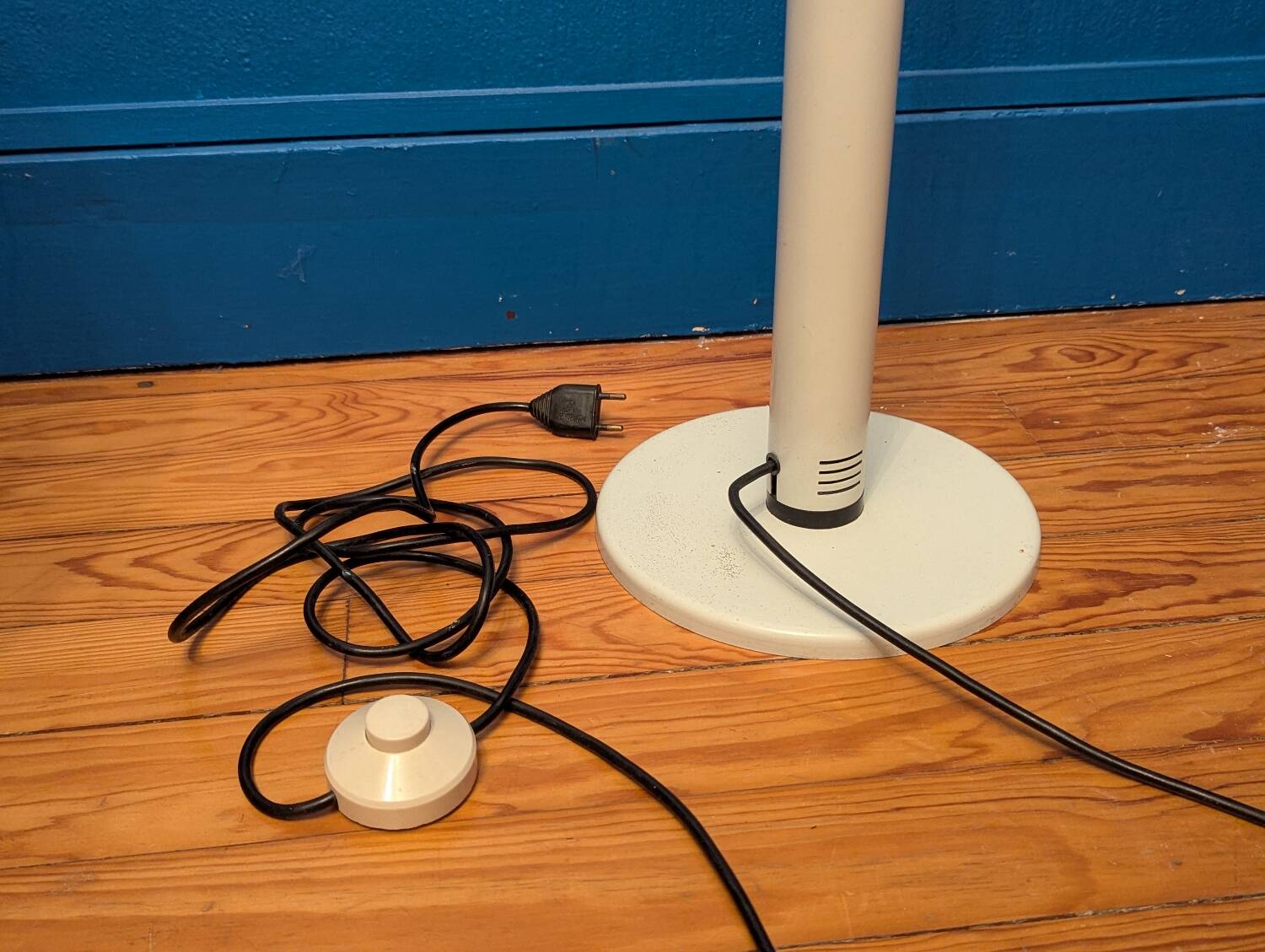 Elbow floor lamp Targetti Sankey E. Bellini