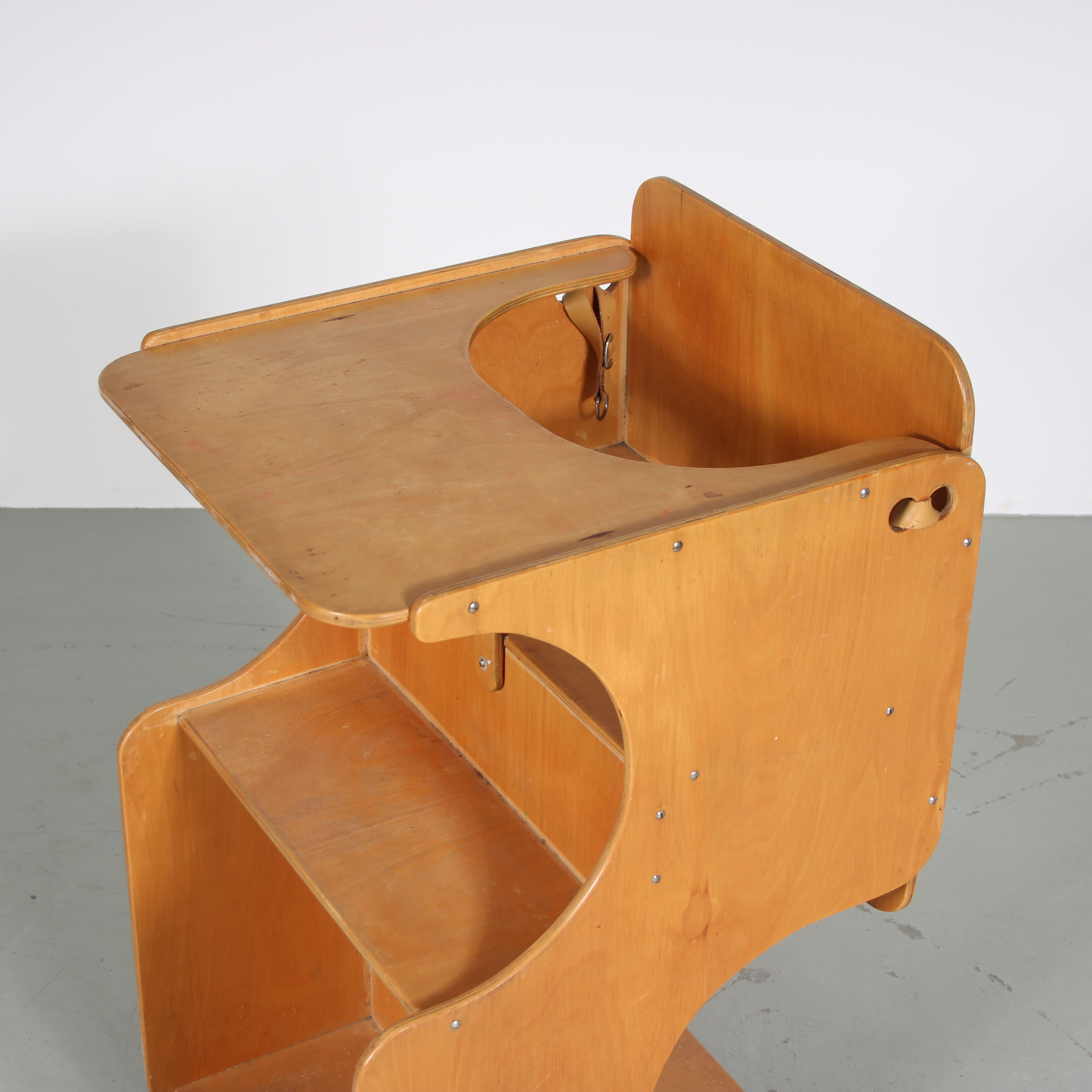 1950s Convertible plywooden children chair / desk from Italy