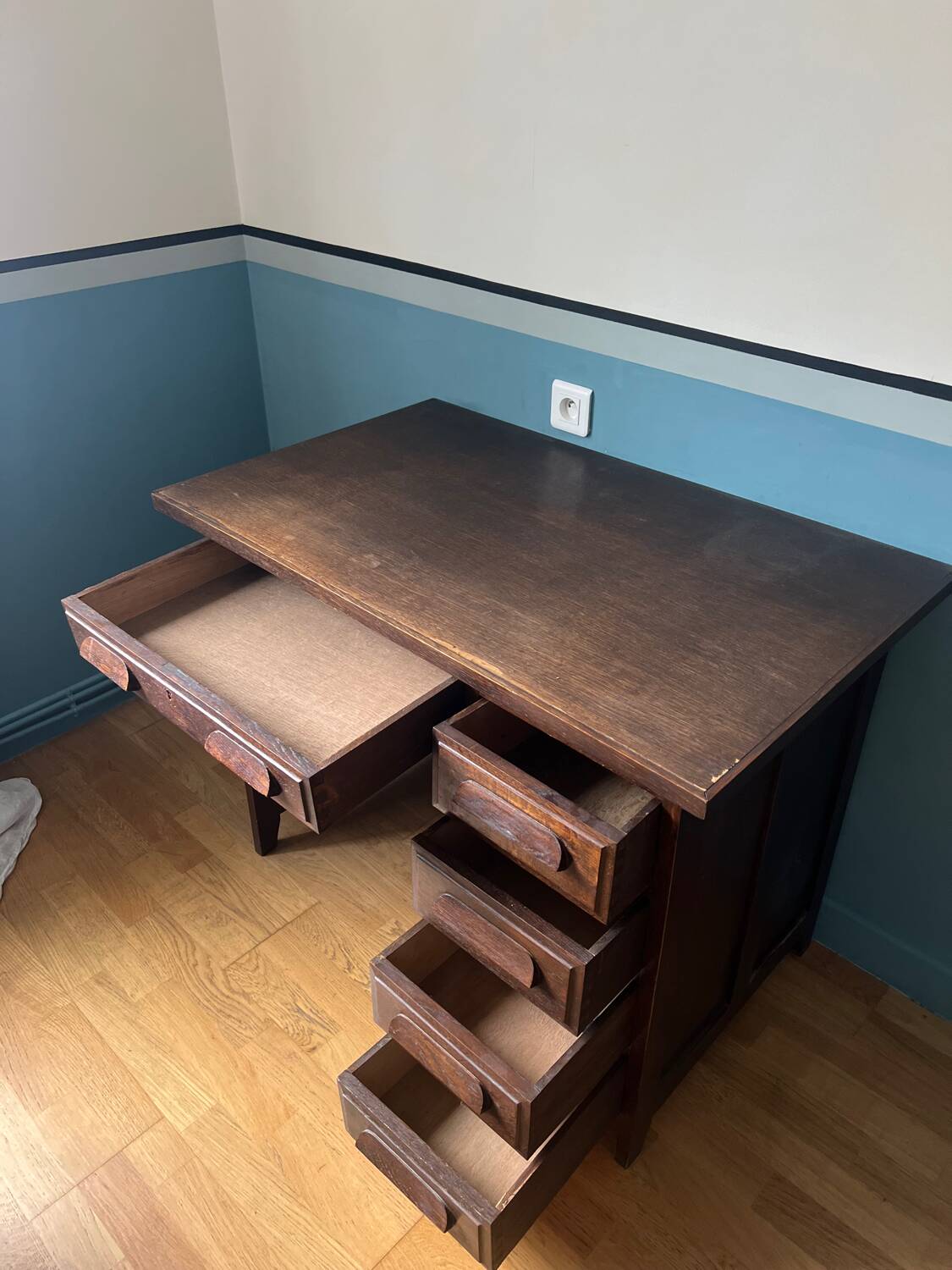 1940s accounting desk in oak and dark oak veneer