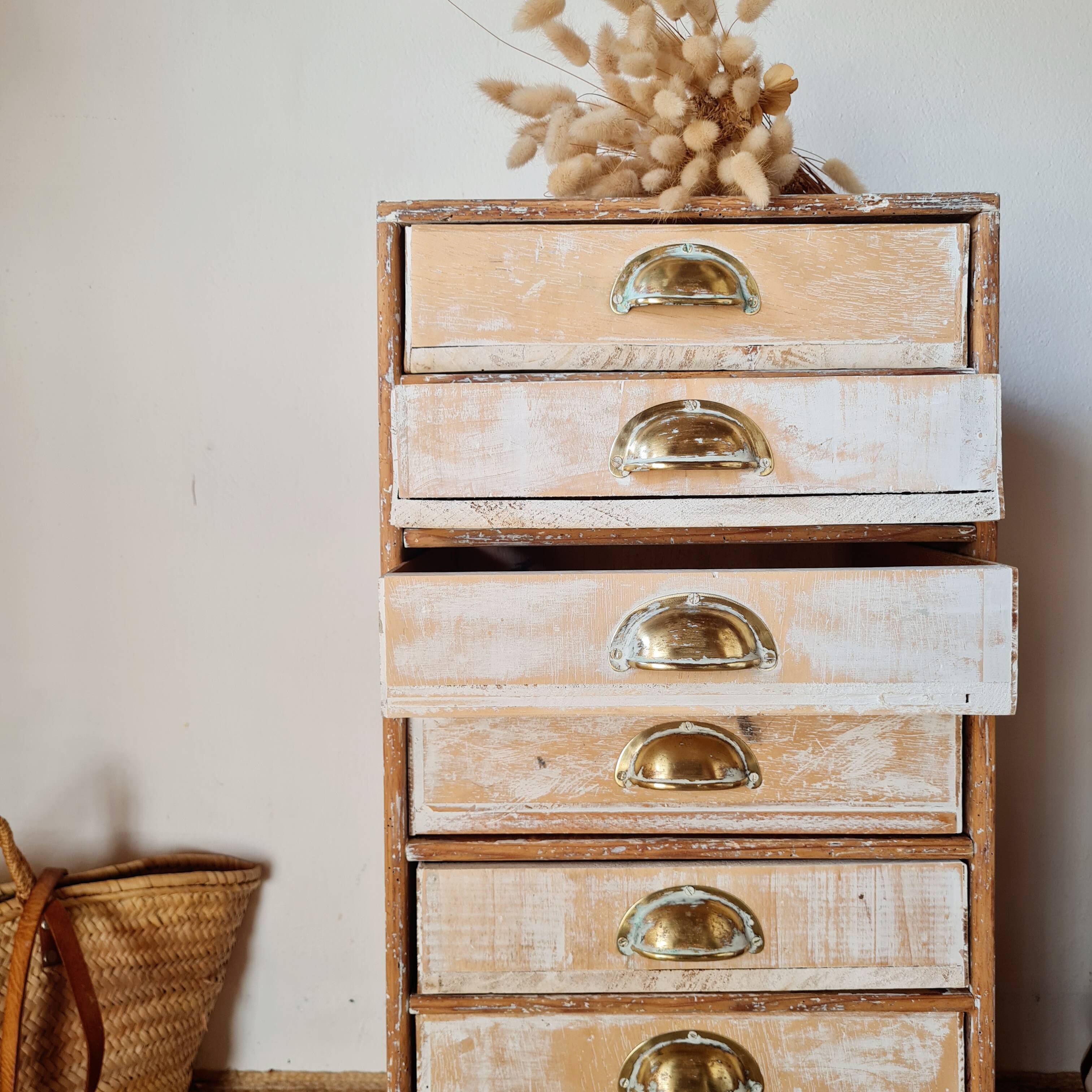 Petit meuble d'atelier vintage à tiroirs