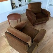 Paire de fauteuils vintage en velours et palissandre